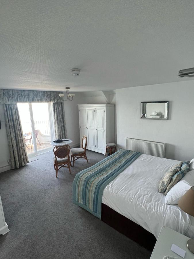 The Hannafore Point Hotel ルー エクステリア 写真