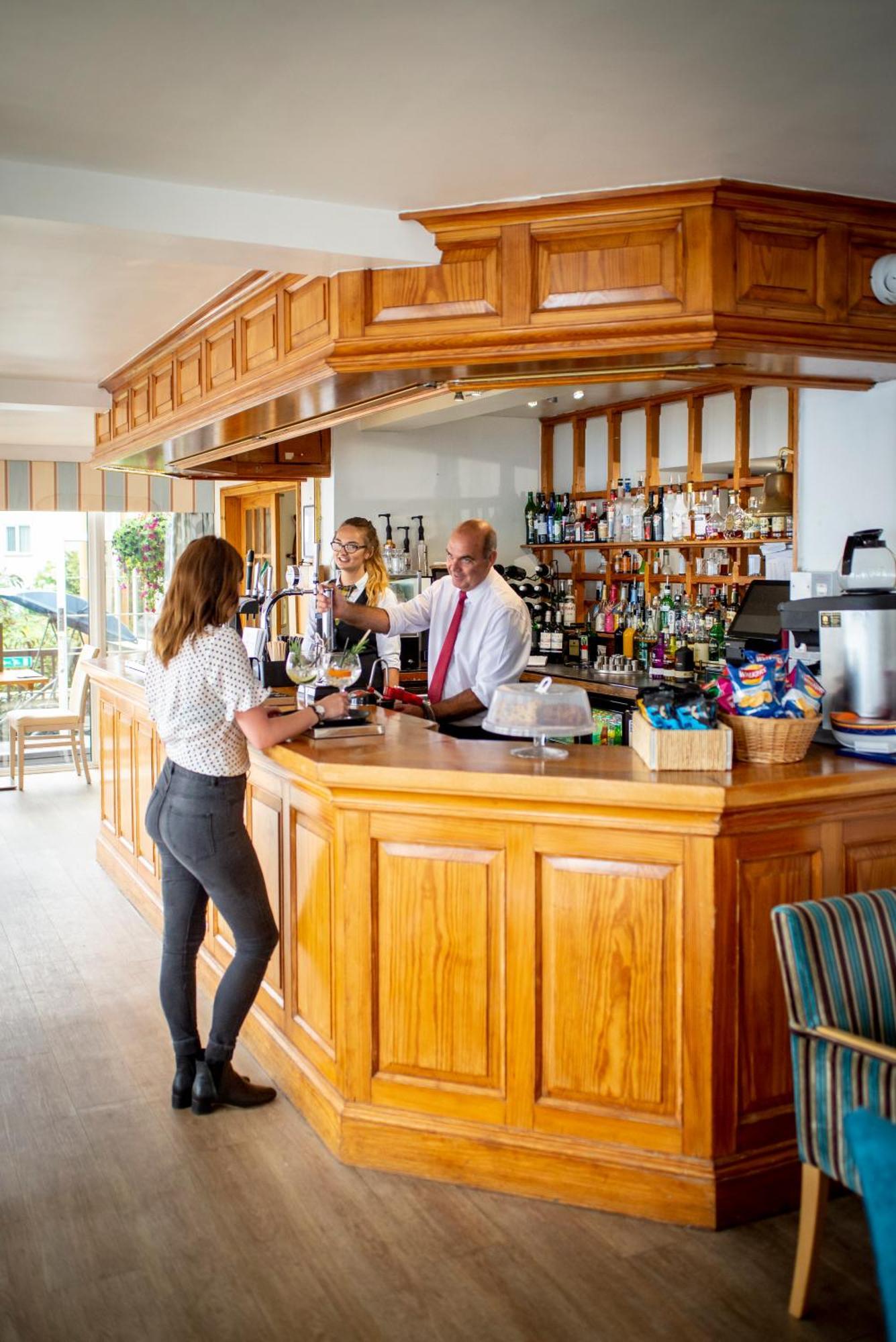 The Hannafore Point Hotel ルー エクステリア 写真
