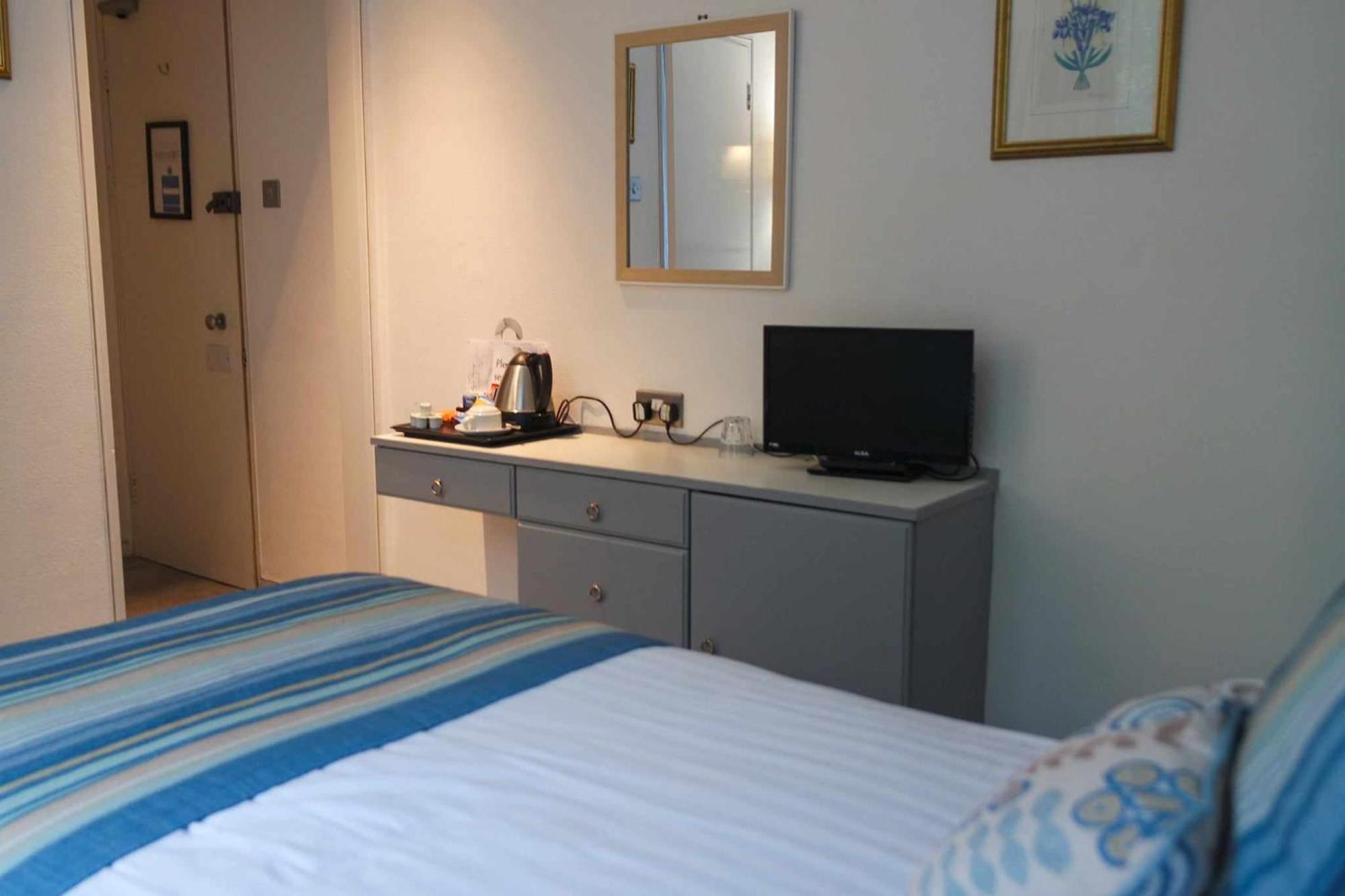 The Hannafore Point Hotel ルー 部屋 写真