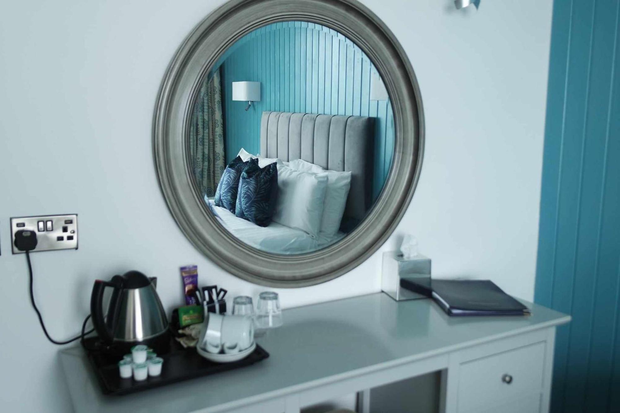 The Hannafore Point Hotel ルー エクステリア 写真