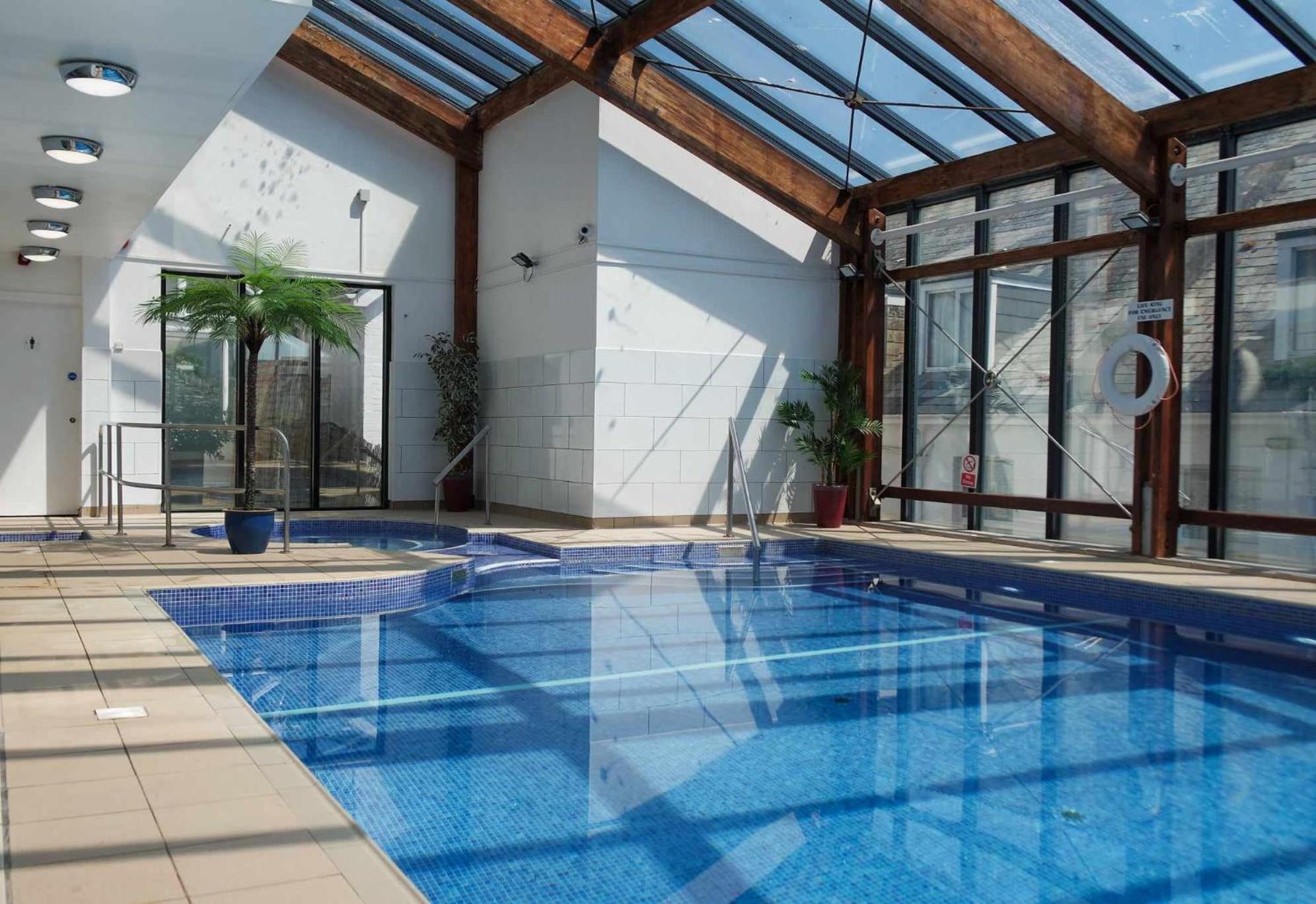The Hannafore Point Hotel ルー エクステリア 写真