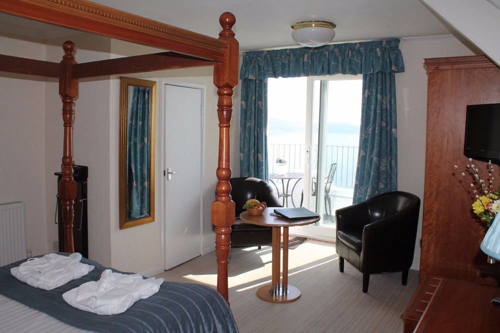 The Hannafore Point Hotel ルー エクステリア 写真